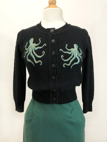 The Waltz Of The Octopus Plus size Cropped Cardigan