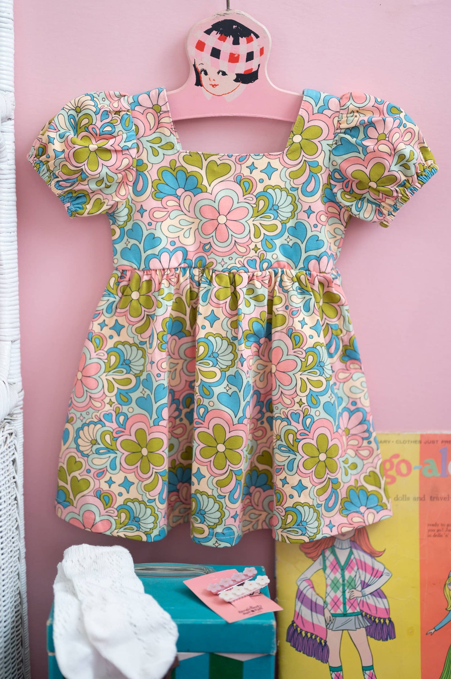 60s Psychedelic Floral Puff Sleeve Dress