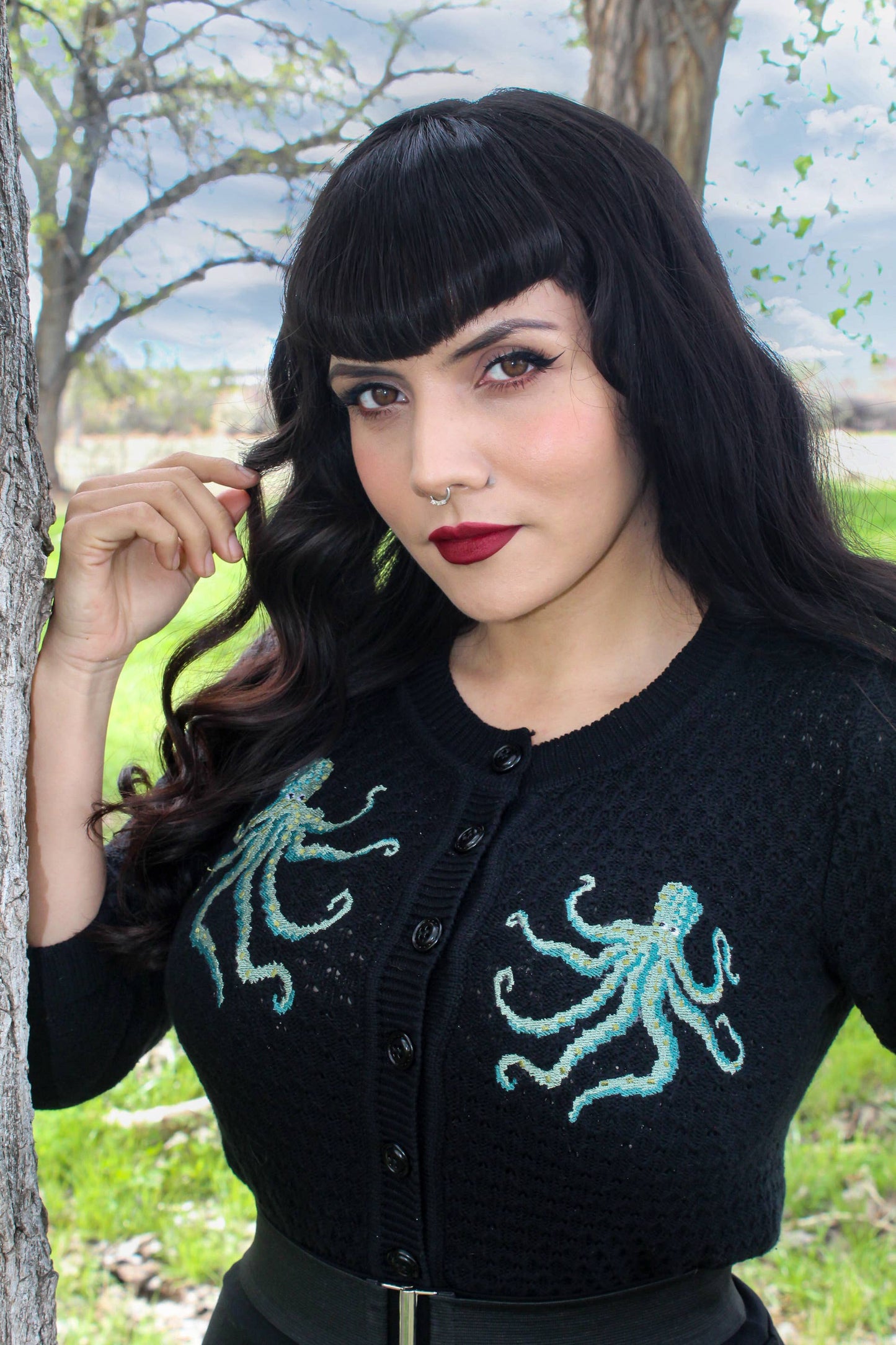 The Waltz Of The Octopus Plus size Cropped Cardigan