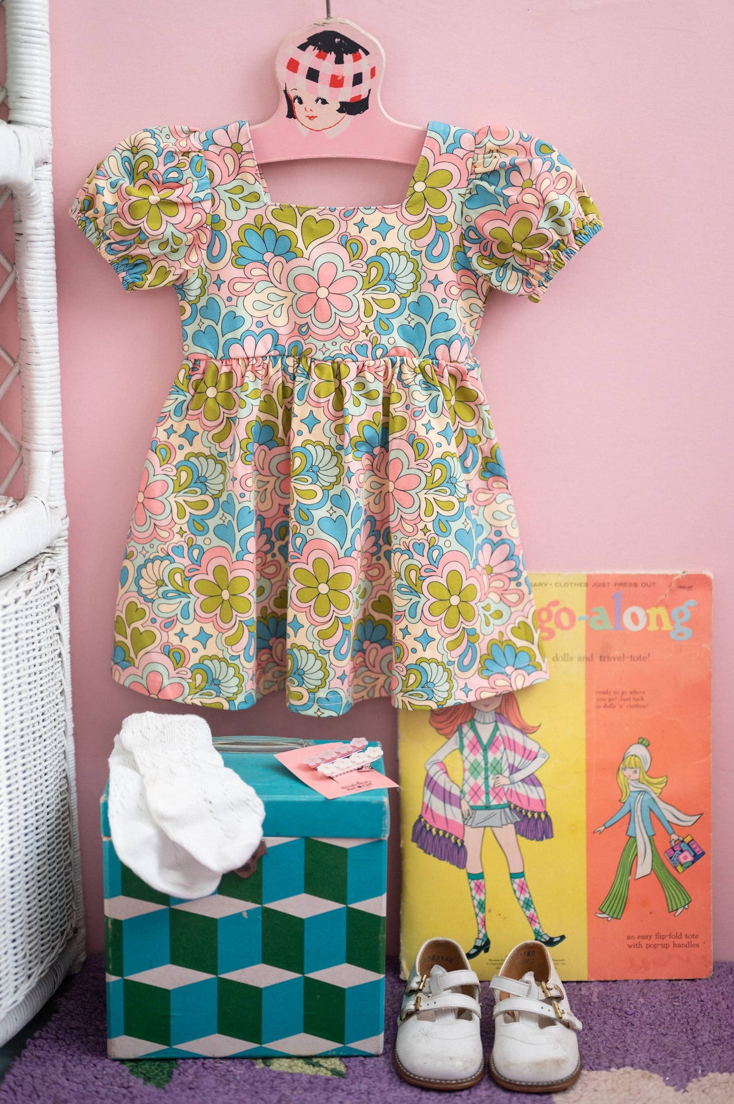 60s Psychedelic Floral Puff Sleeve Dress
