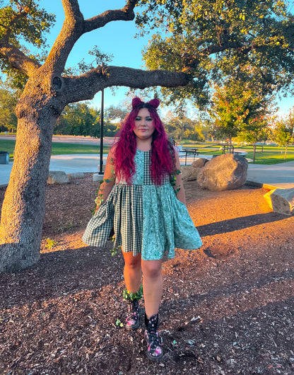 Bolita Pattern-Play Dress - Poison Ivy